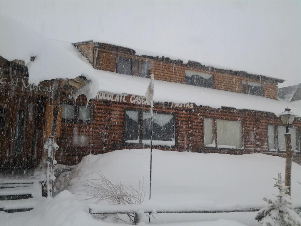 Hosteria De Montana Los Duendes Del Volcan Caviahue Exterior photo
